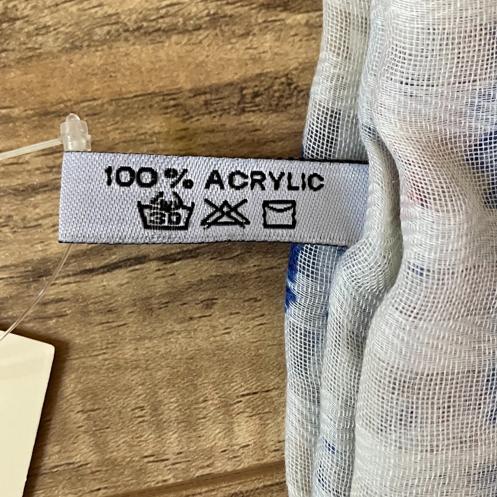 NWT - Riah  Cream & Blue Sugar Skull Scarf - Picture 6 of 8